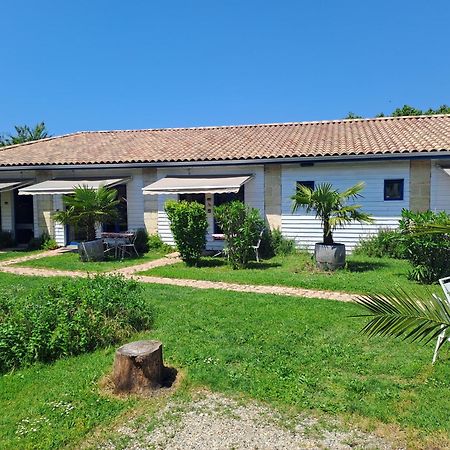 La Cadournaise Bed & Breakfast Saint-Seurin-de-Cadourne Bagian luar foto
