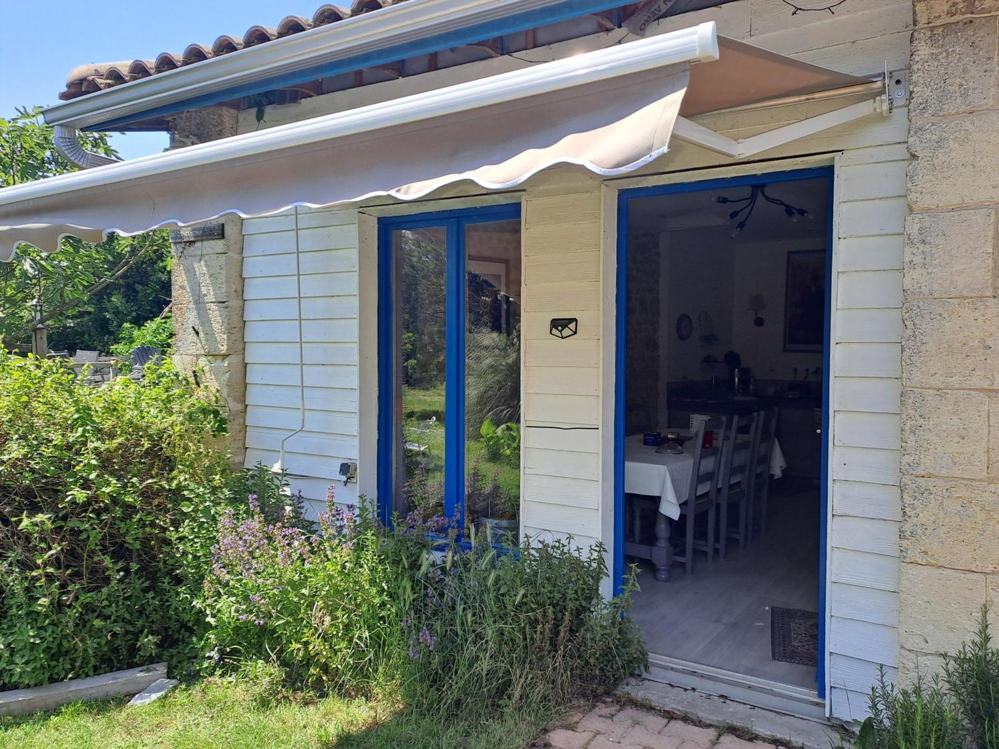 La Cadournaise Bed & Breakfast Saint-Seurin-de-Cadourne Bagian luar foto